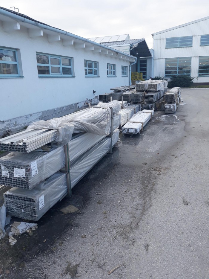 Zoznam zariadení a materiálu na odpredaj
